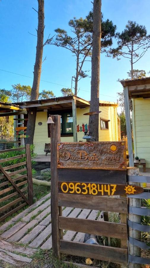 Villa Diabro'S Punta Del Diablo Esterno foto